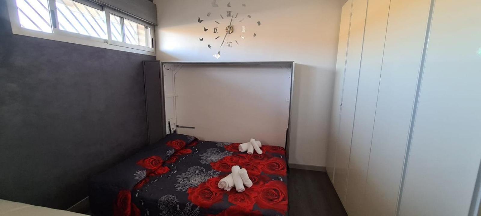 Beach Central Appartment Economy Тропеа Екстериор снимка