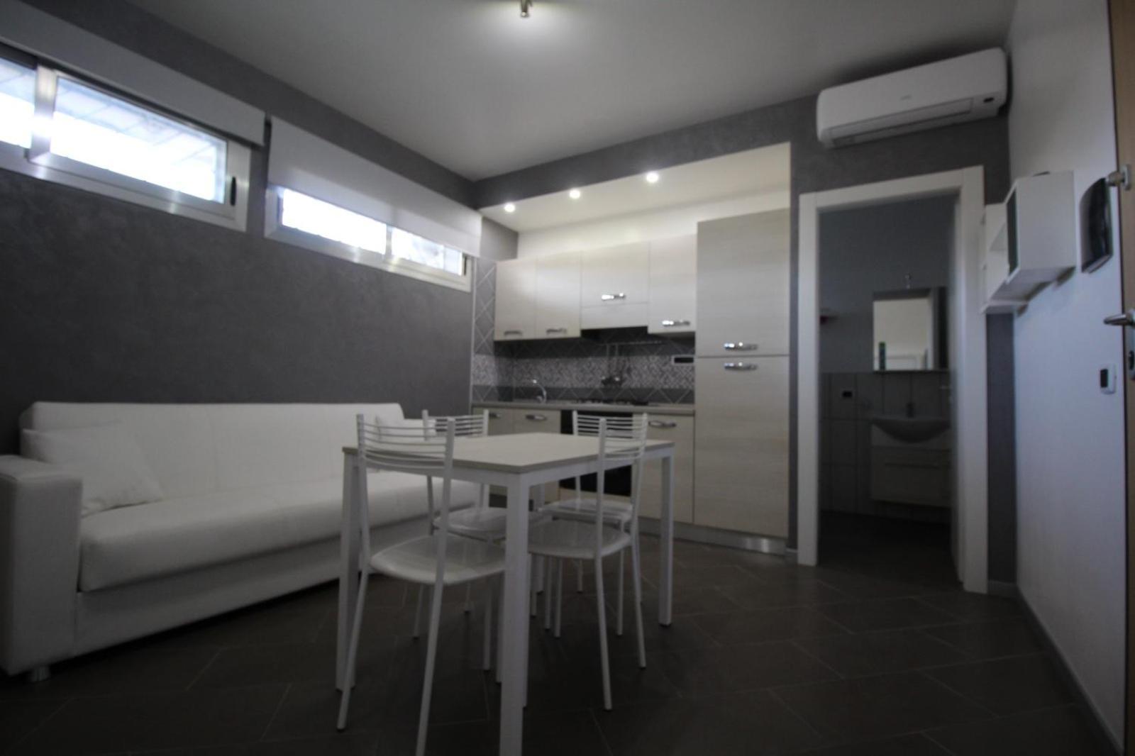 Beach Central Appartment Economy Тропеа Екстериор снимка